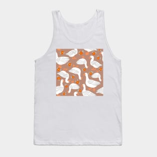 Geese in The meadow latte color Tank Top